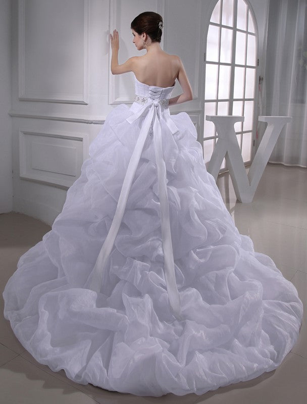 Ball Gown Beading Sweetheart Sleeveless Long Organza Wedding Dresses