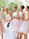 A-Line/Princess Sleeveless Scoop Knee-Length Lace Tulle Bridesmaid Dresses