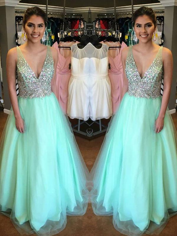 A-Line/Princess V-Neck Long Tulle Prom Formal Evening Dresses with Beading