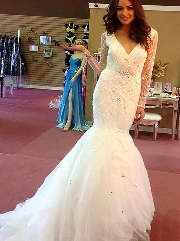 Trumpet/Mermaid V-neck Court Train Long Sleeves Tulle Bride Dresses with Beading