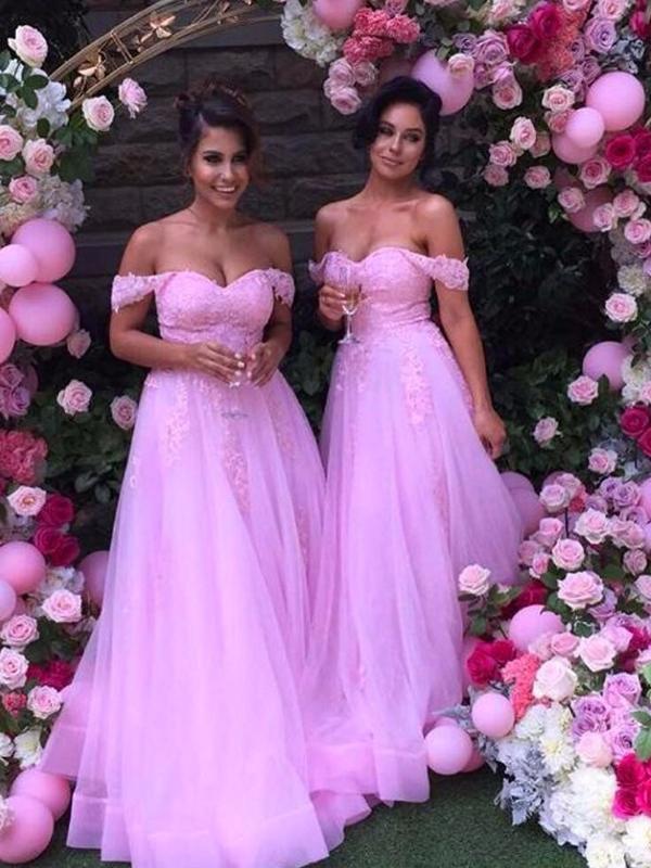 A-Line/Princess Off-the-Shoulder Tulle Long Sleeveless Bridesmaid Dresses with Applique