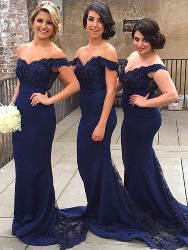 Sheath/Column Off-the-Shoulder Satin Long Sleeveless Bridesmaid Dresses with Lace