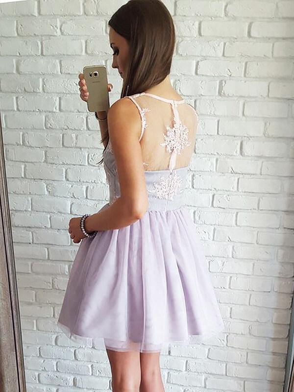 A-Line/Princess V-neck Tulle Sleeveless Short/Mini Homecoming Dresses with Lace