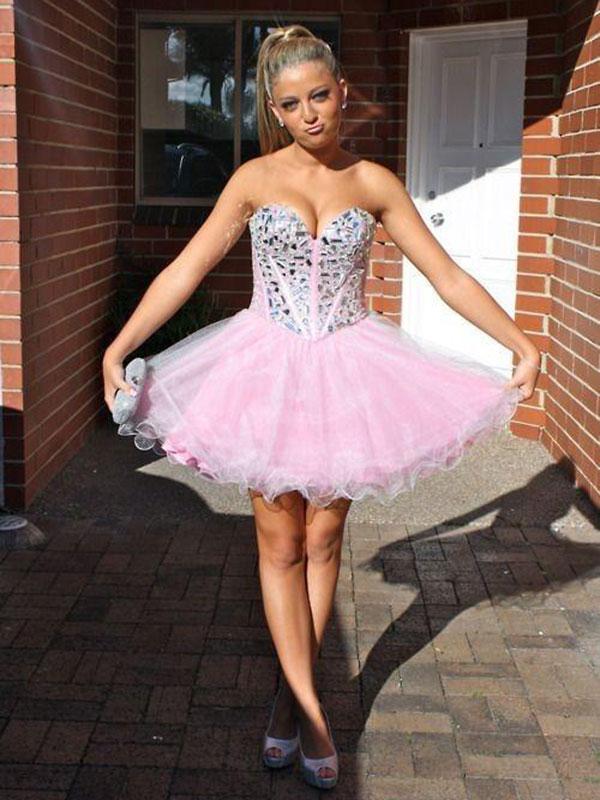 Ball Gown Sweetheart Tulle Sleeveless Short/Mini Prom Dresses with Beading