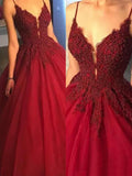 Ball Gown Spaghetti Straps Sweep/Brush Train Tulle Prom Evening Dresses with Applique