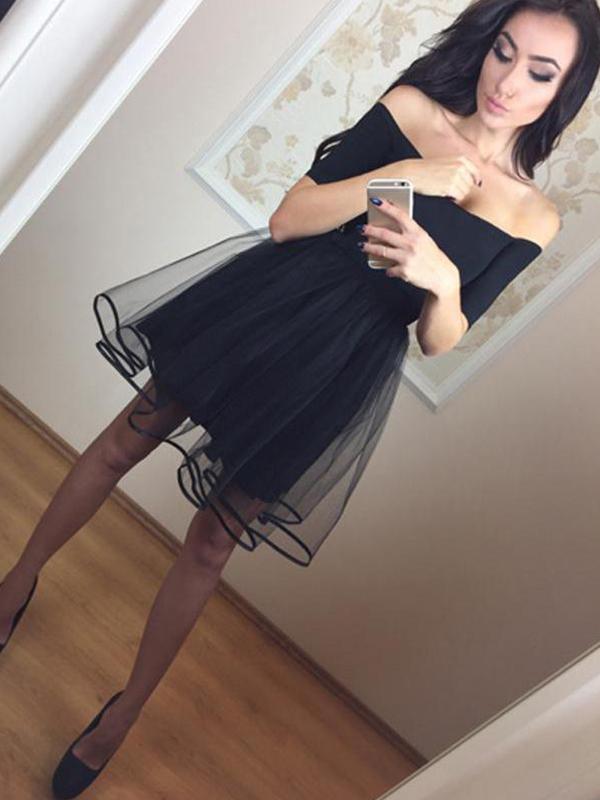 A-Line/Princess Off-the-Shoulder Tulle 1/2 Sleeves Short/Mini Dresses with Ruffles